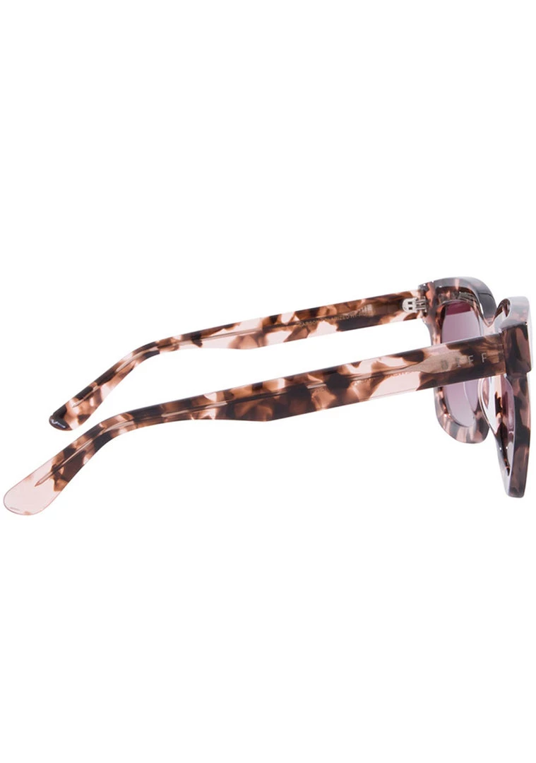 DIFF Eyewear Carson Polarized Sunglasses In Himalayan Tortoise/Rose Gradient 5 DIFF Eyewear Carson Polarized Sunglasses In Himalayan Tortoise/Rose Gradient