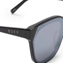 DIFF Eyewear New Gia Sunglasses In Black/Grey Mirror 10 DIFF Eyewear New Gia Sunglasses In Black/Grey Mirror
