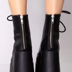 Demonia Here For Trouble Platform Boots Shoes 10 Demonia Here For Trouble Platform Boots Shoes