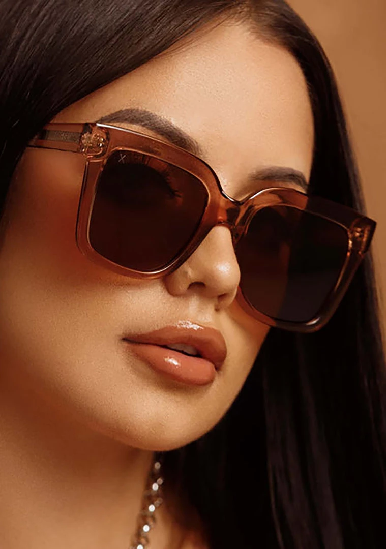 Dime Optics X Les Do Makeup EPTX Sunglasses In Vintage Crystal/Brown 3 Dime Optics X Les Do Makeup EPTX Sunglasses In Vintage Crystal/Brown