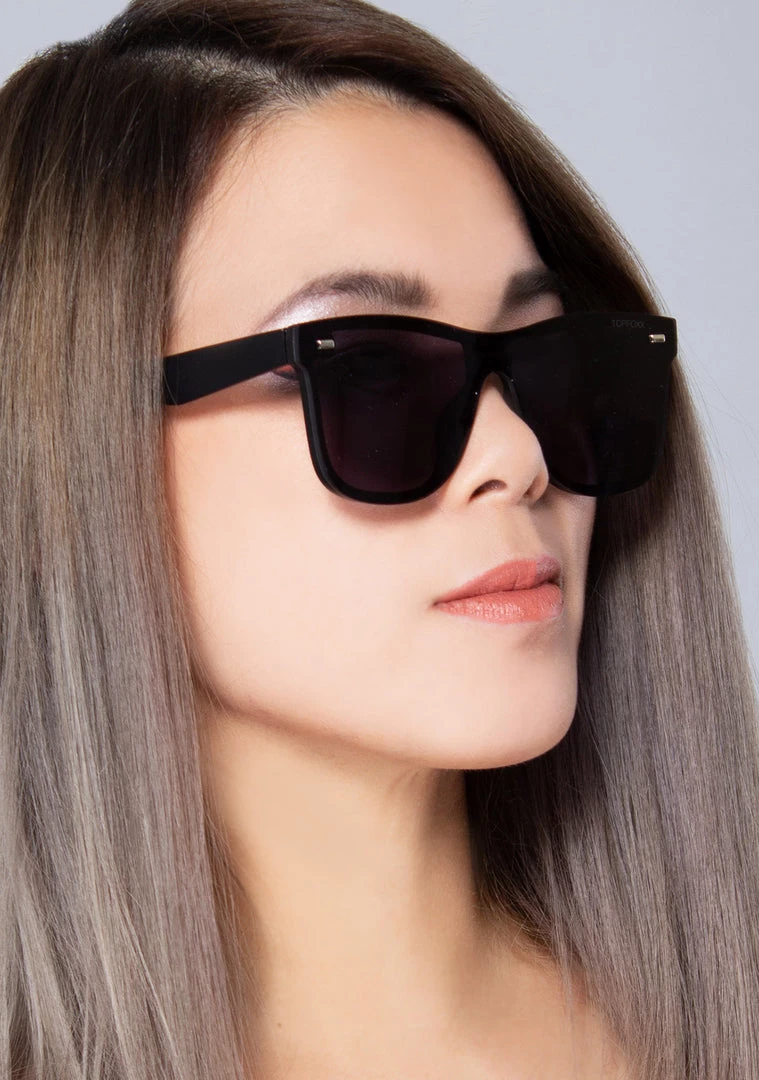 TopFoxx Future Wife Sunglasses In Black Wild Heart 4 TopFoxx Future Wife Sunglasses In Black Wild Heart